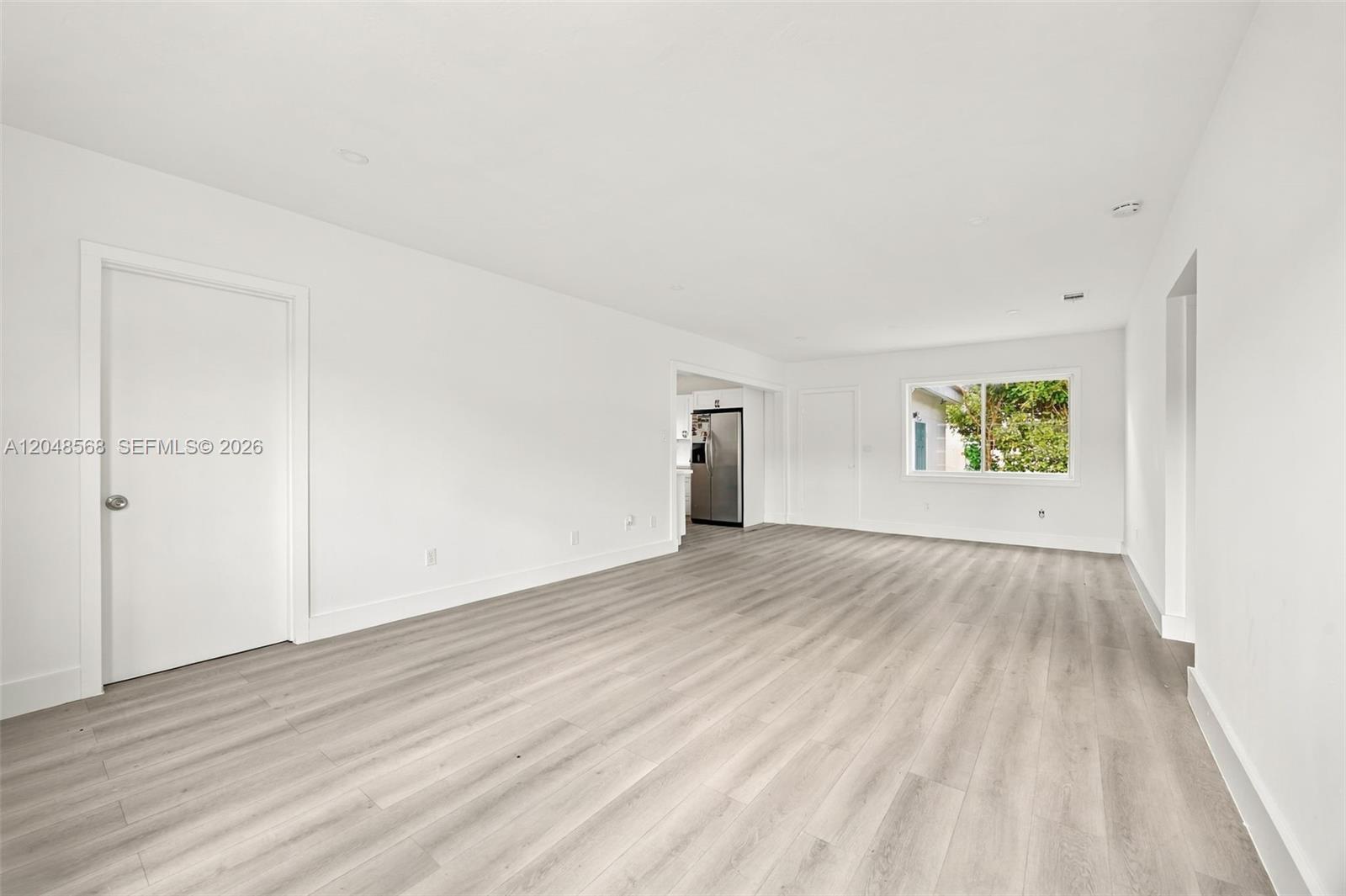   /   sq. ft. $ 2026-07-06 0 foto