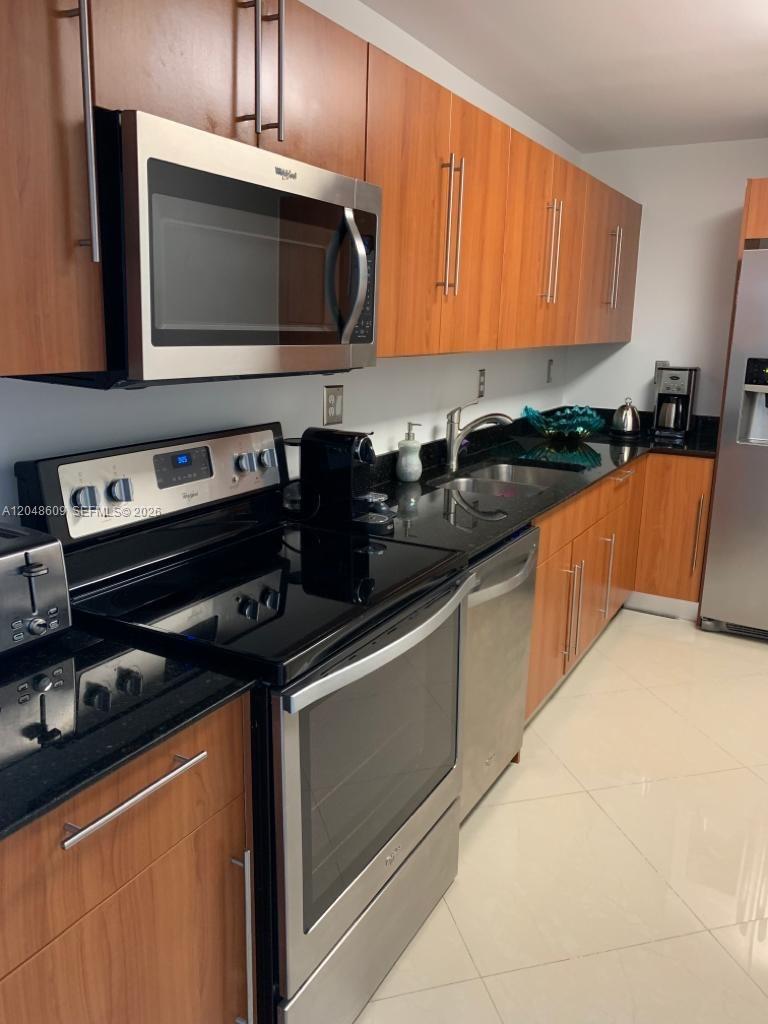 Photo of 3001 Ocean Dr  #721, Hollywood, Florida, 33019 - 