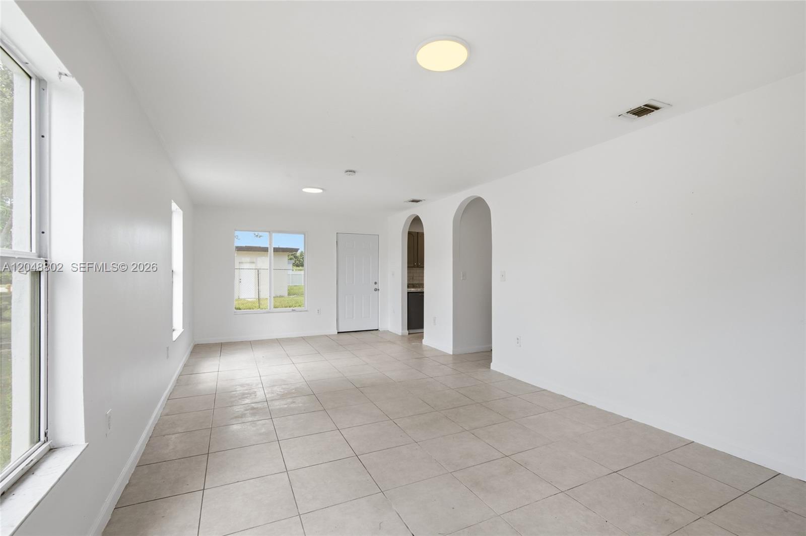   /  2214 sq. ft. $ 2026-07-06 0 foto