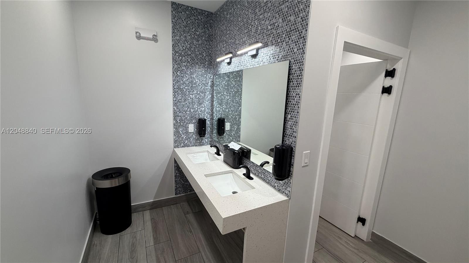 Photo of 17021 Bay Rd #914, Sunny Isles Beach, Florida, 33160 - Gym Bathroom