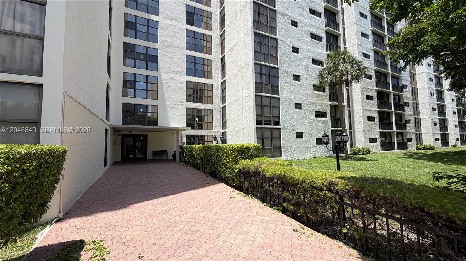 Photo of 17021 Bay Rd #914, Sunny Isles Beach, Florida, 33160 -