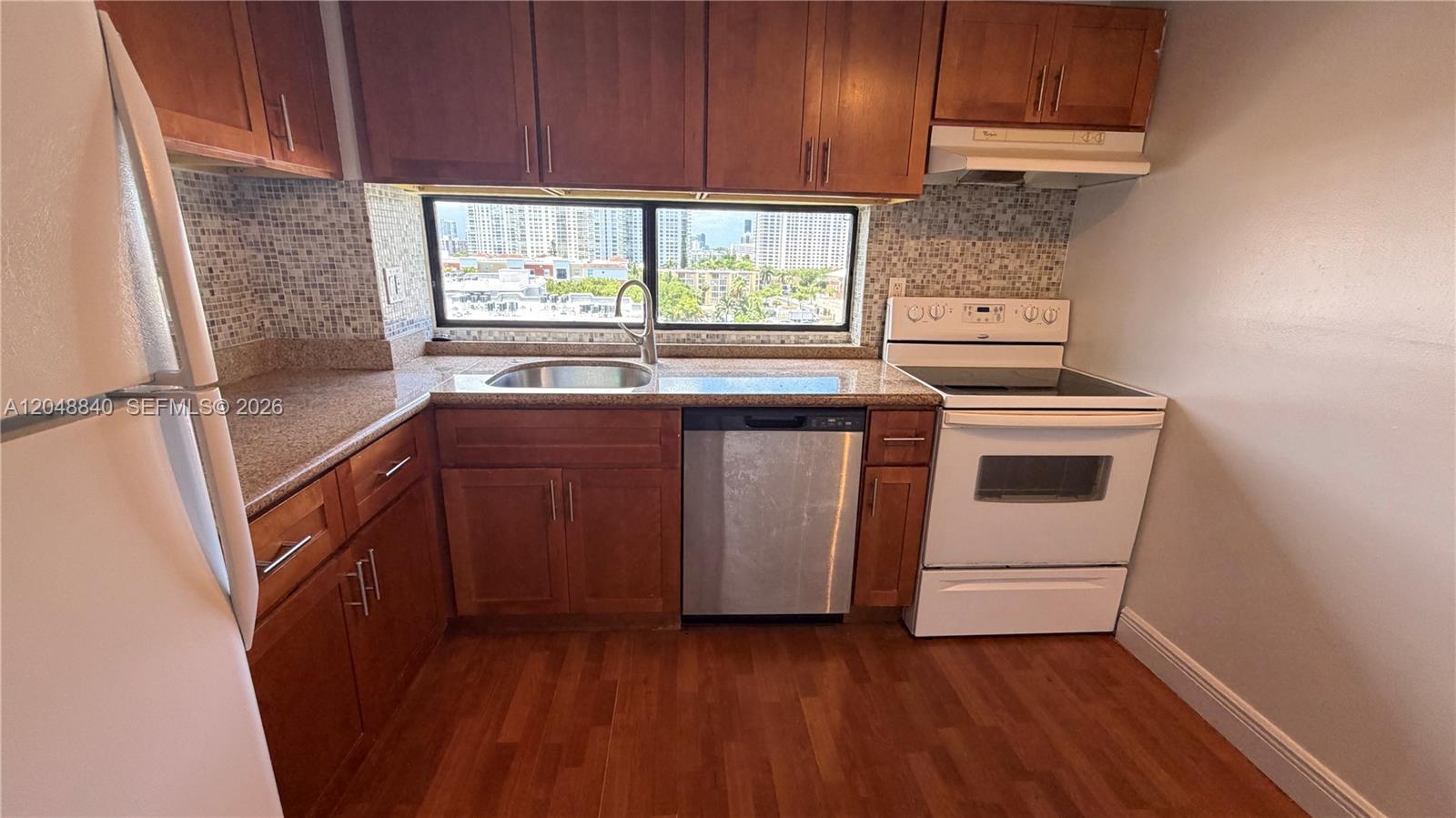 Photo of 17021 Bay Rd #914, Sunny Isles Beach, Florida, 33160 -