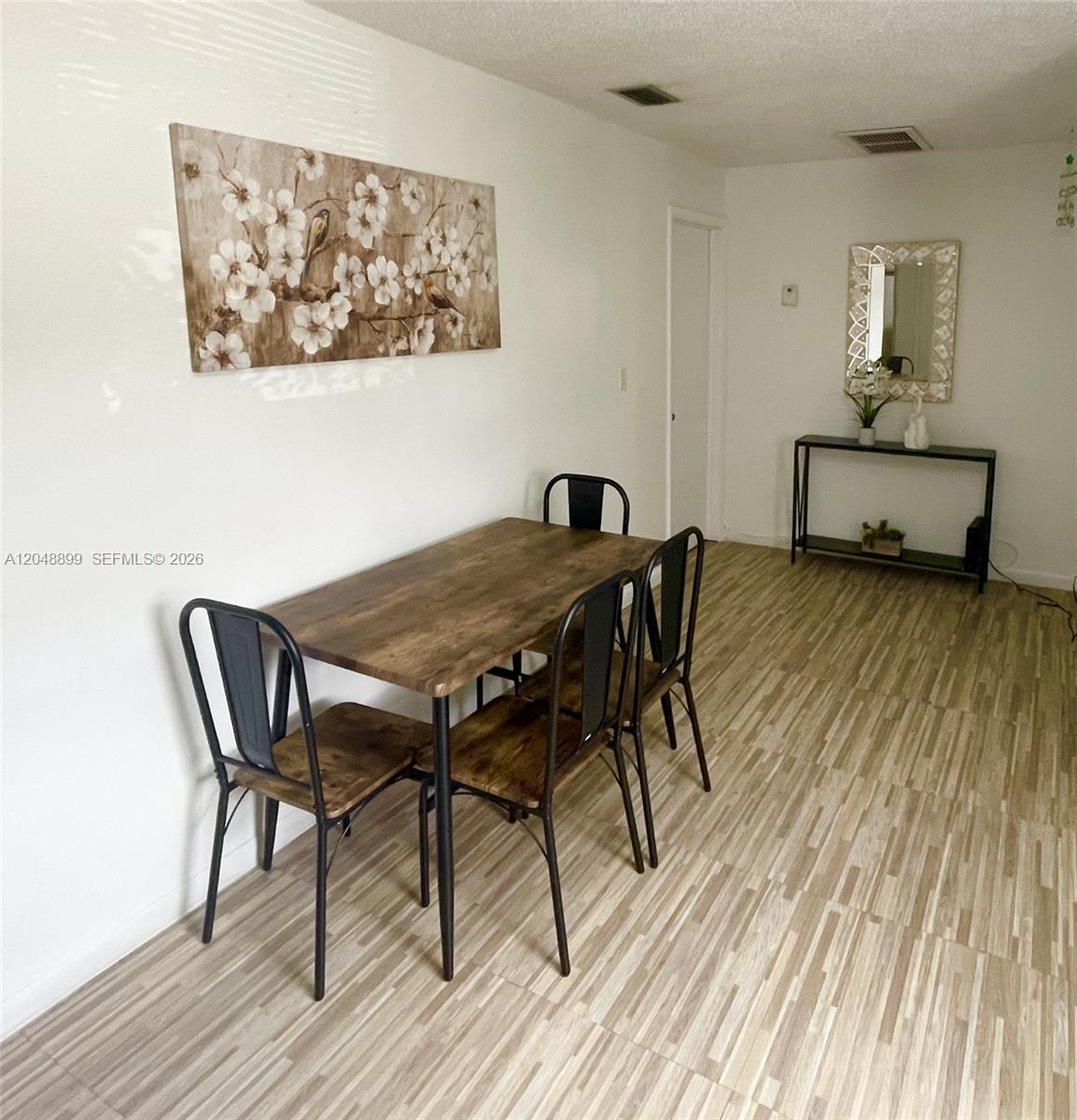 Ver detalles / 2908 sq. ft. $ 2026-07-09 0 foto