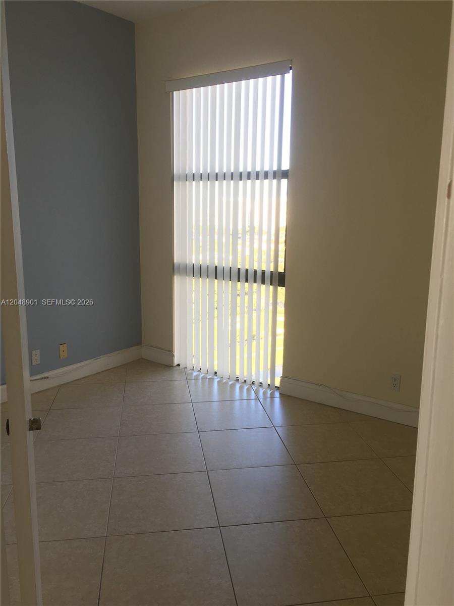 Photo of 20379 Country Club Dr #PH-32, Aventura, Florida, 33180 -