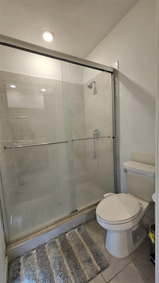 See details 1677 4 / 3 1826 sq. ft. $ 2026-07-06 0 Photo