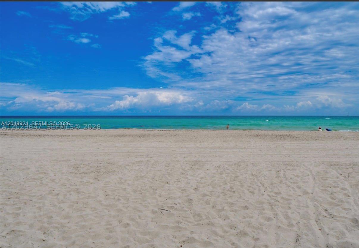 Photo of 1201 Ocean Dr  #410S, Hollywood, Florida, 33019 - 