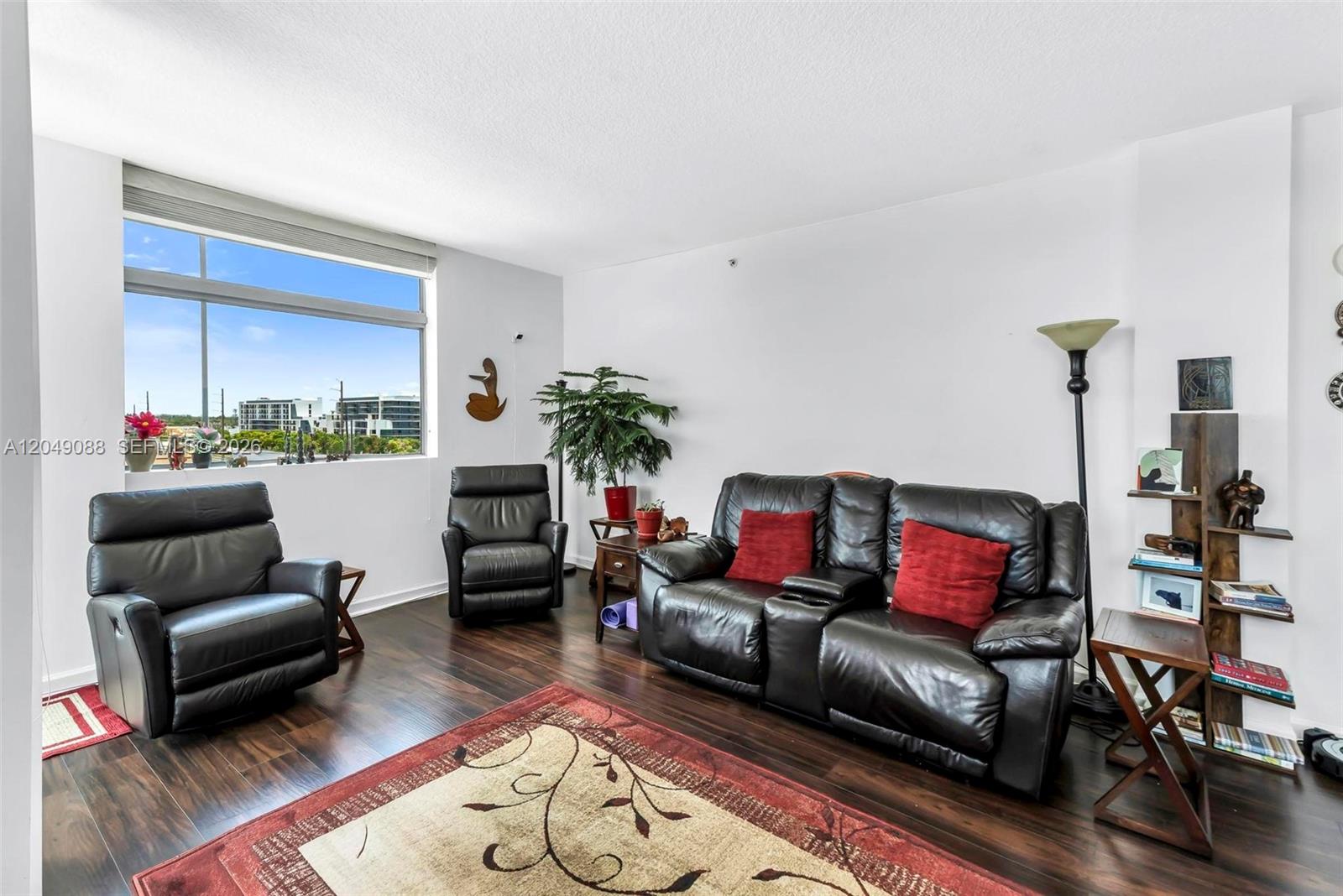Photo of 140 Dixie Hwy  #501, Hollywood, Florida, 33020 - 