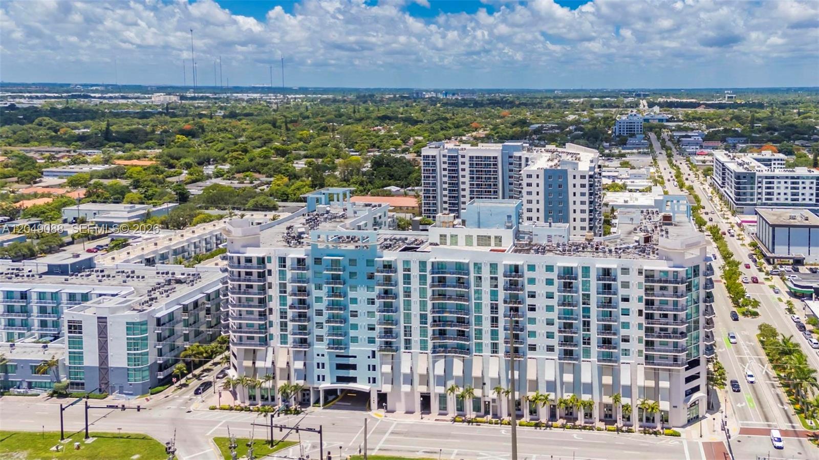 Photo of 140 Dixie Hwy  #501, Hollywood, Florida, 33020 - 