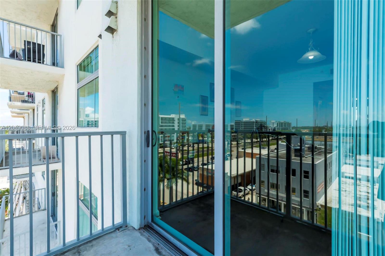 Photo of 140 Dixie Hwy  #501, Hollywood, Florida, 33020 - 