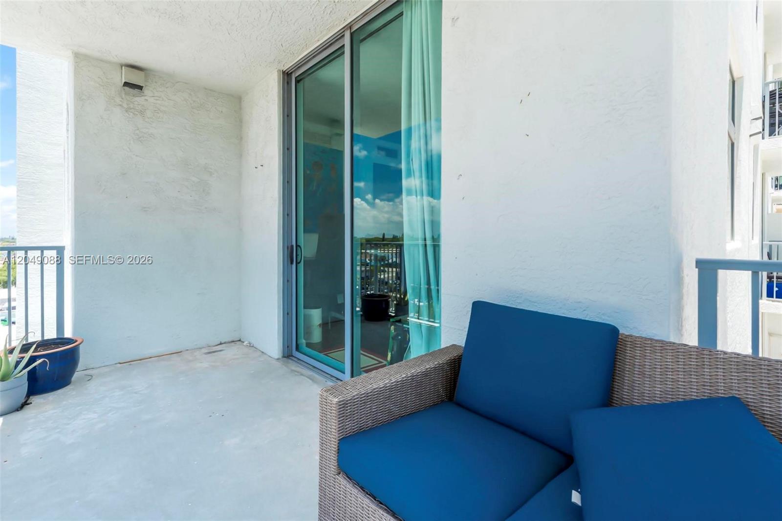 Photo of 140 Dixie Hwy  #501, Hollywood, Florida, 33020 - 