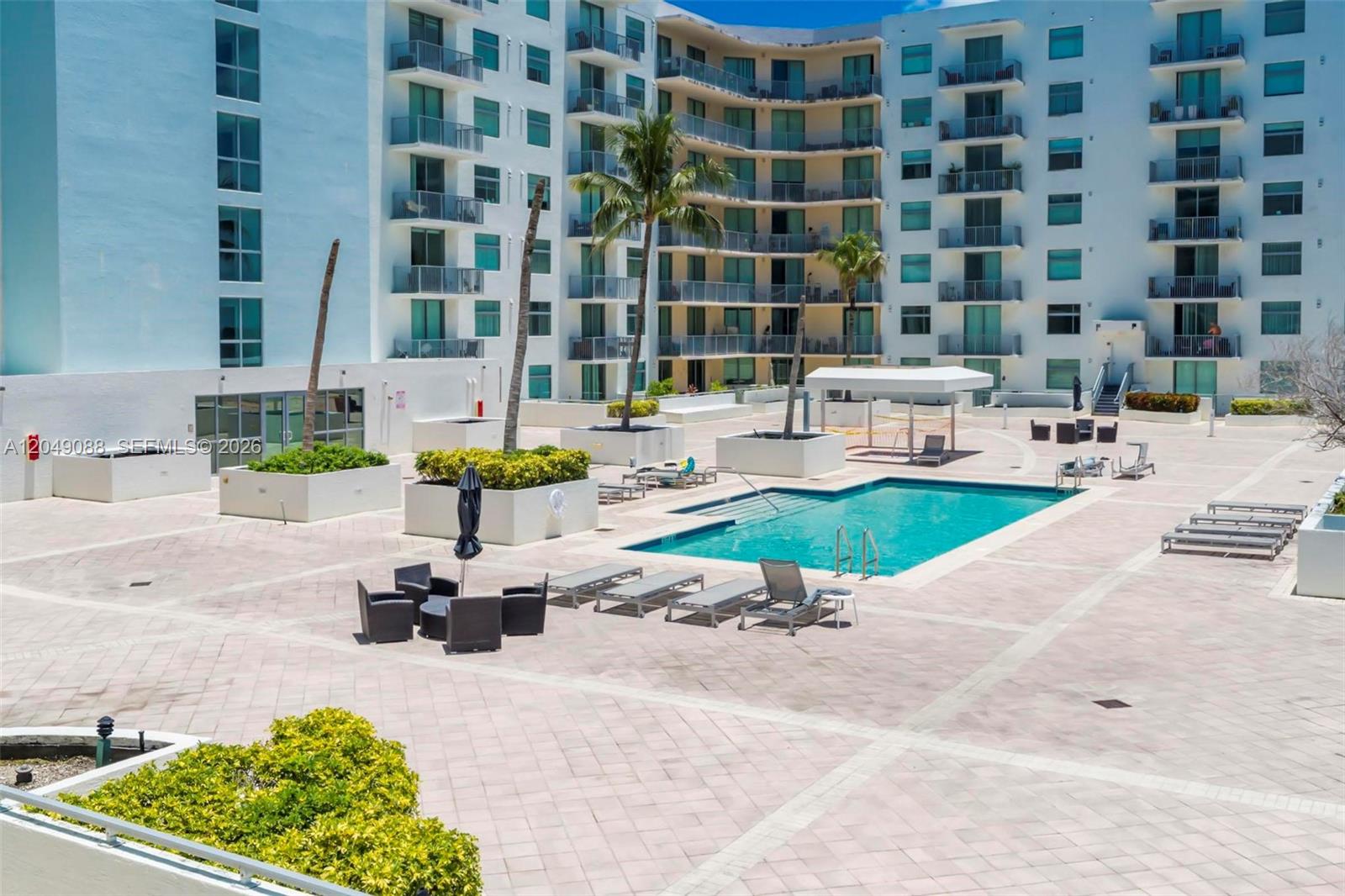 Photo of 140 Dixie Hwy  #501, Hollywood, Florida, 33020 - 