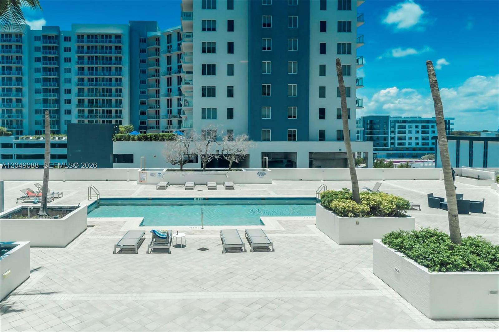 Photo of 140 Dixie Hwy  #501, Hollywood, Florida, 33020 - 