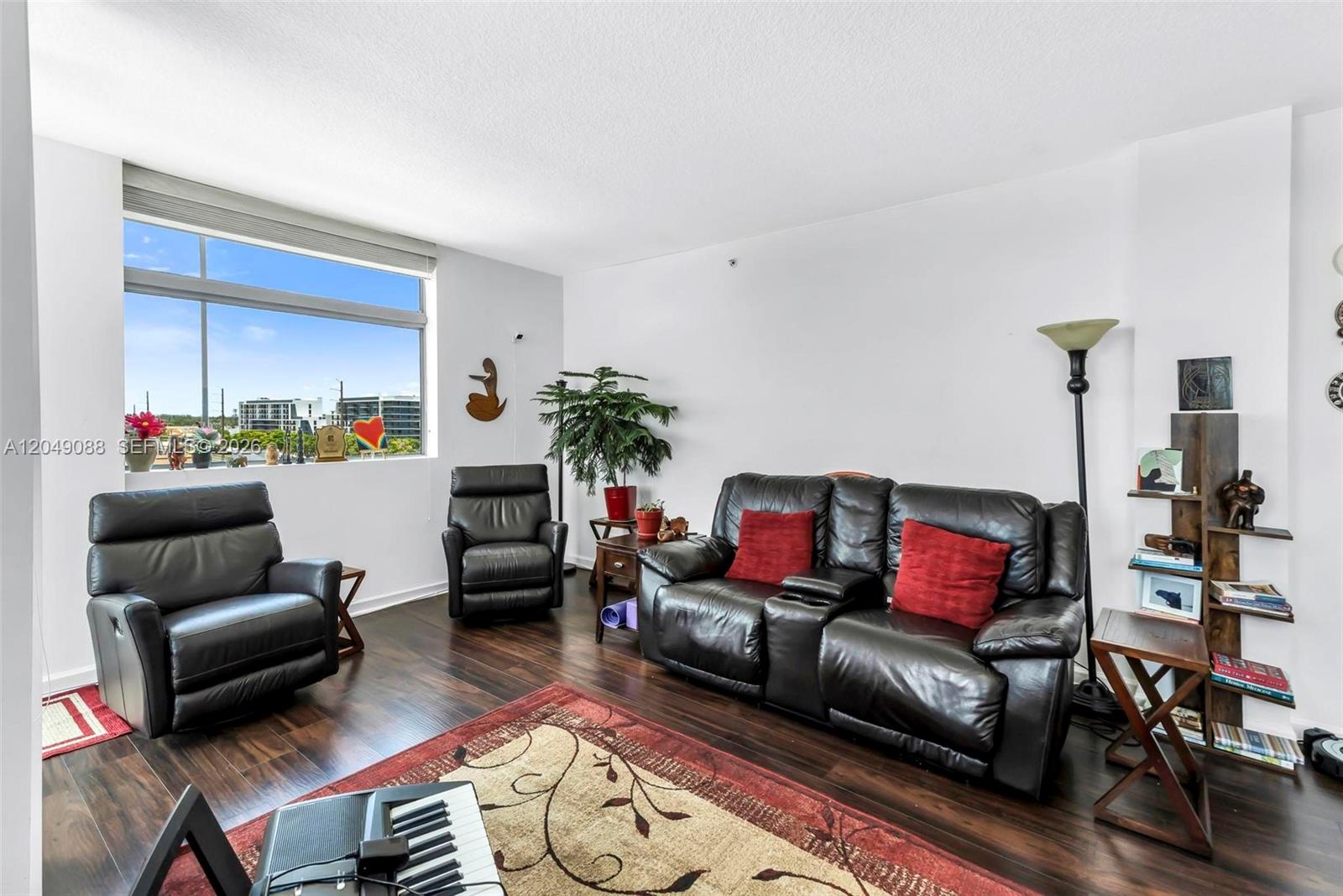 Photo of 140 Dixie Hwy  #501, Hollywood, Florida, 33020 - 