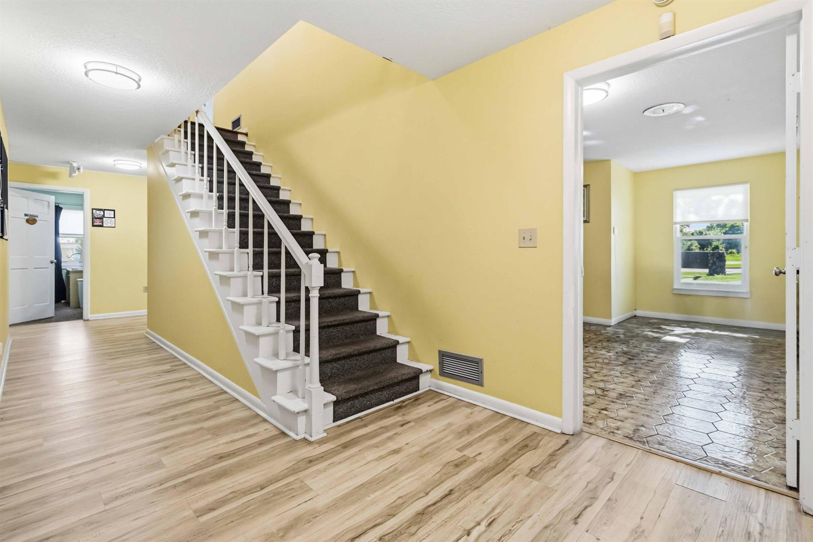 See details / 0 sq. ft. $ 2026-07-07 0 Photo