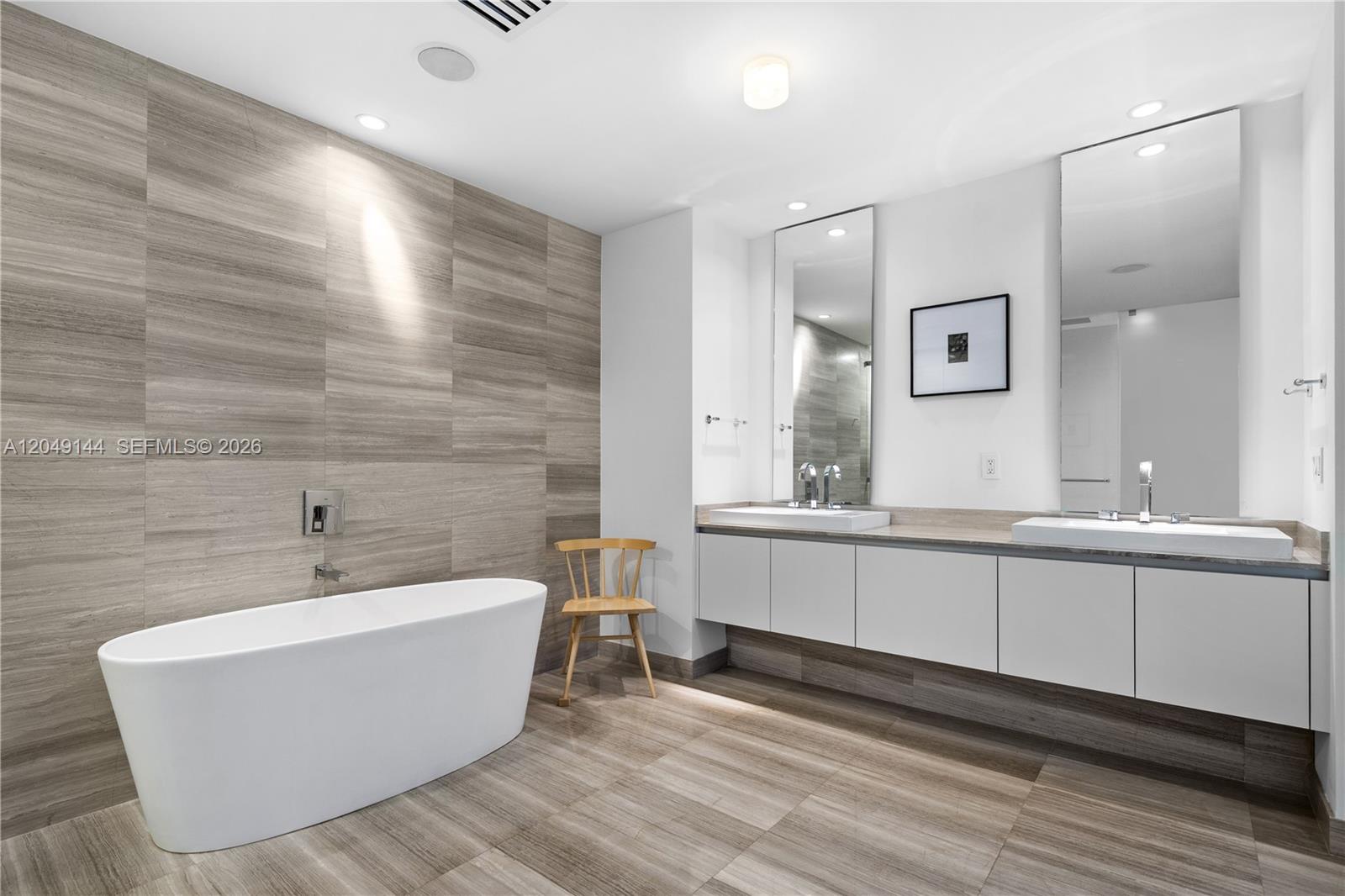 Photo of 3250 188th St  #608, Aventura, Florida, 33180 - 