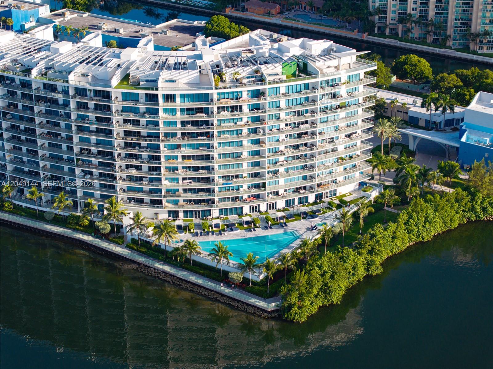 Photo of 3250 188th St  #608, Aventura, Florida, 33180 - 