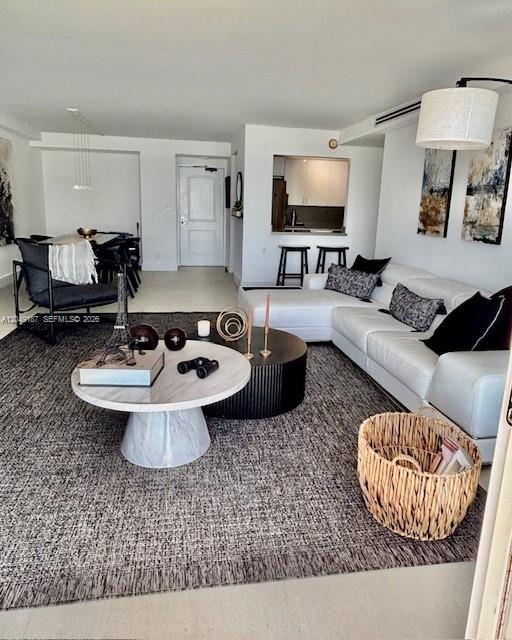 1906 2 / 2 1521 sq. ft. $ 2026-07-07 0 foto