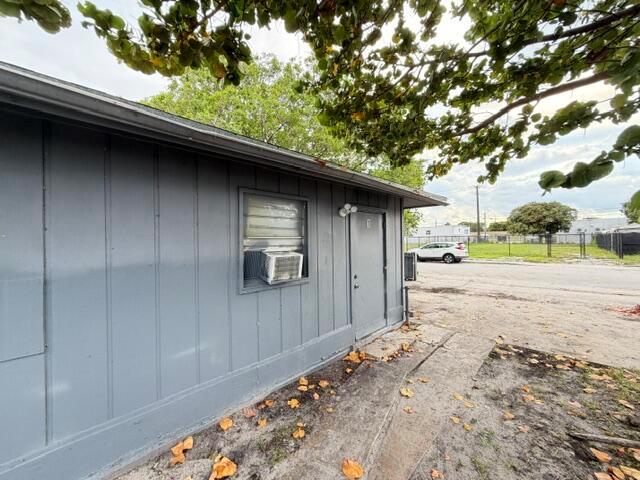 Ver detalles / 0 1733 sq. ft. $ 2026-07-08 0 foto
