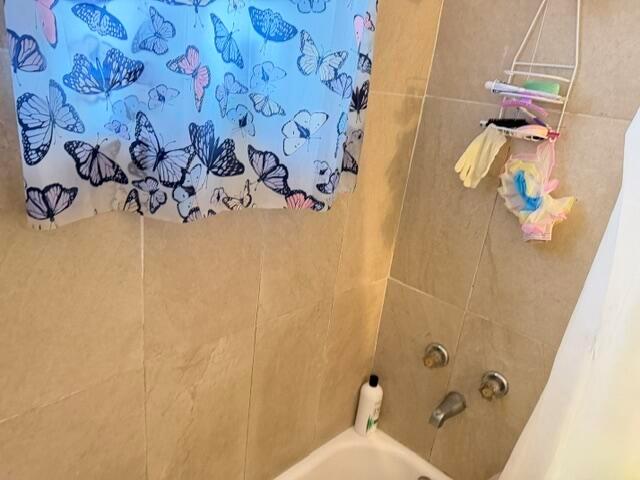Ver detalles / 0 1733 sq. ft. $ 2026-07-08 0 foto