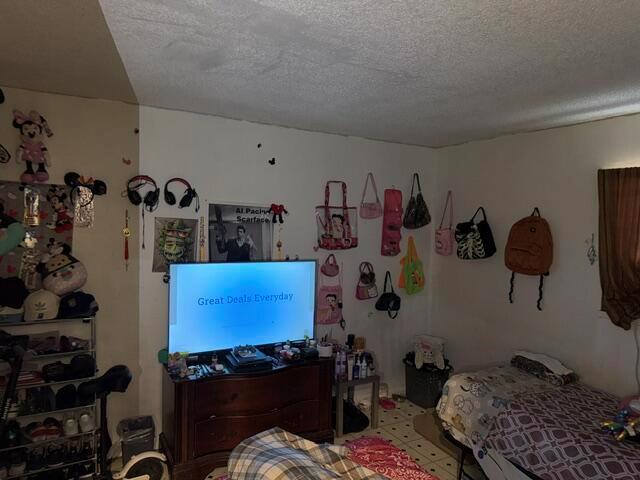 Ver detalles / 0 1733 sq. ft. $ 2026-07-08 0 foto