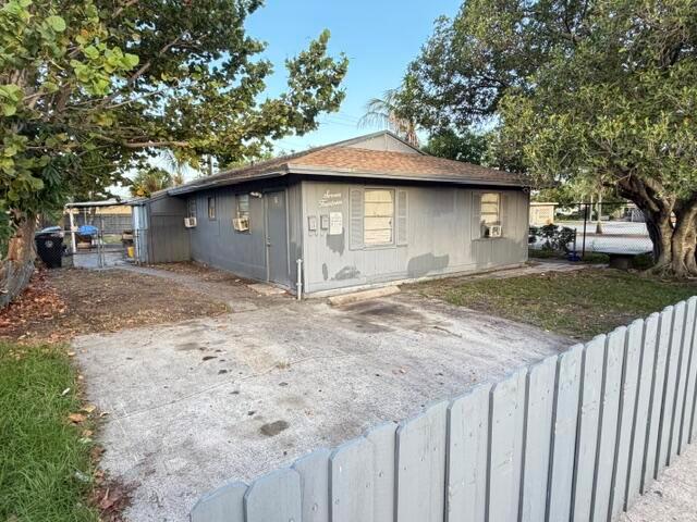 Ver detalles / 0 1733 sq. ft. $ 2026-07-08 0 foto