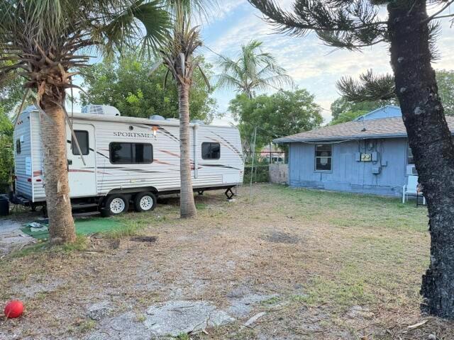 Ver detalles / 0 1733 sq. ft. $ 2026-07-08 0 foto