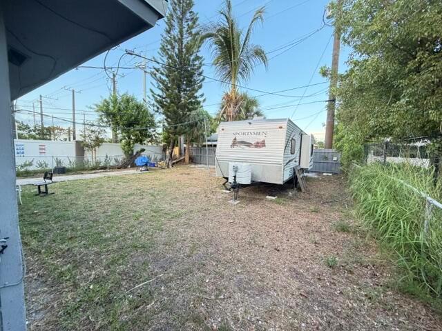 Ver detalles / 0 1733 sq. ft. $ 2026-07-08 0 foto