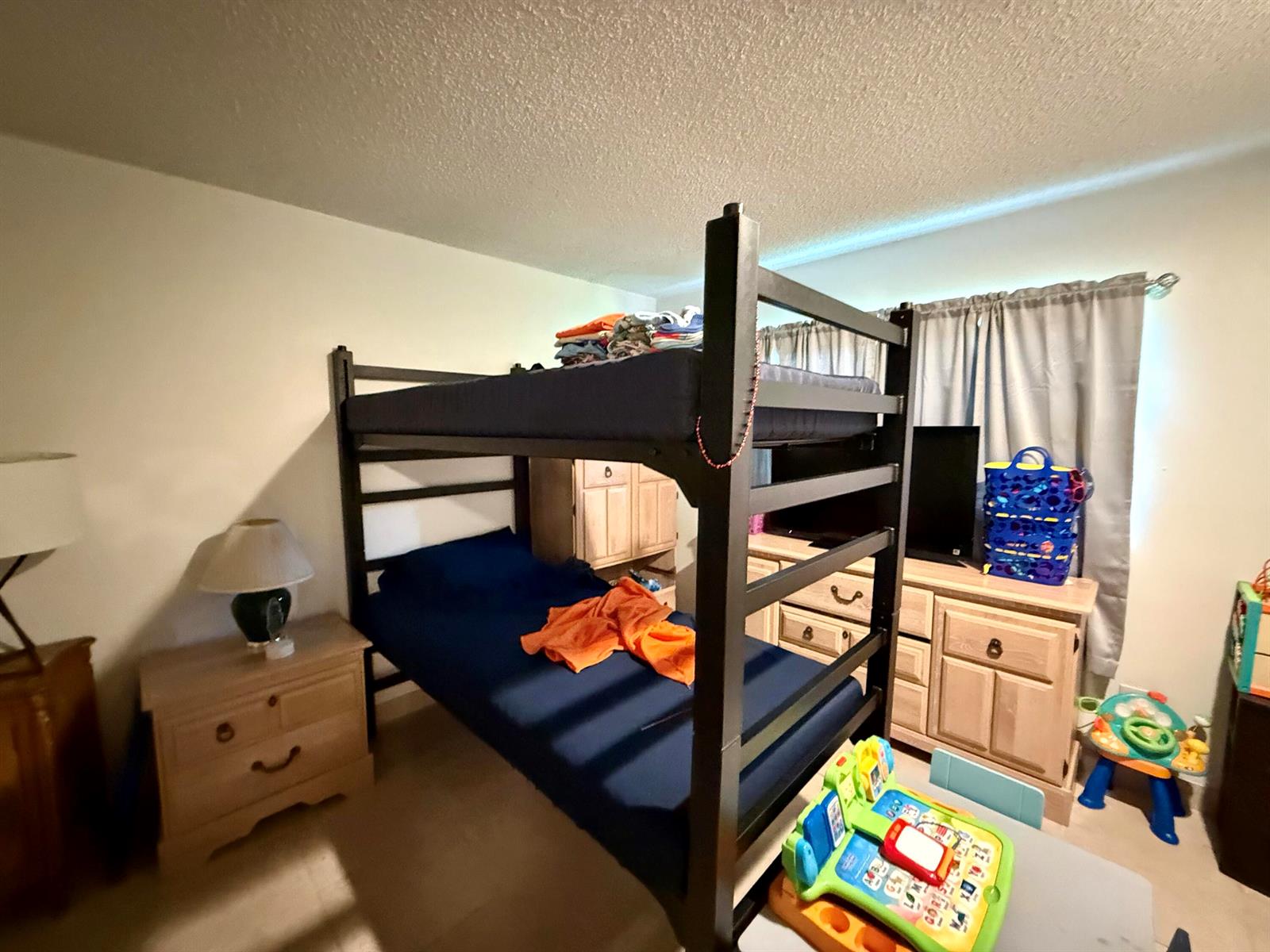   / 0 1782 sq. ft. $ 2026-07-28 0 foto