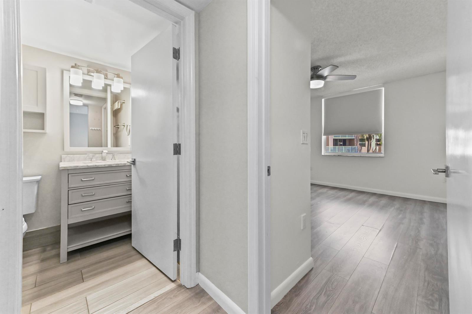 Photo of 2711 Ocean Club  #207, Hollywood, Florida, 33019 - 15 Bathroom 02