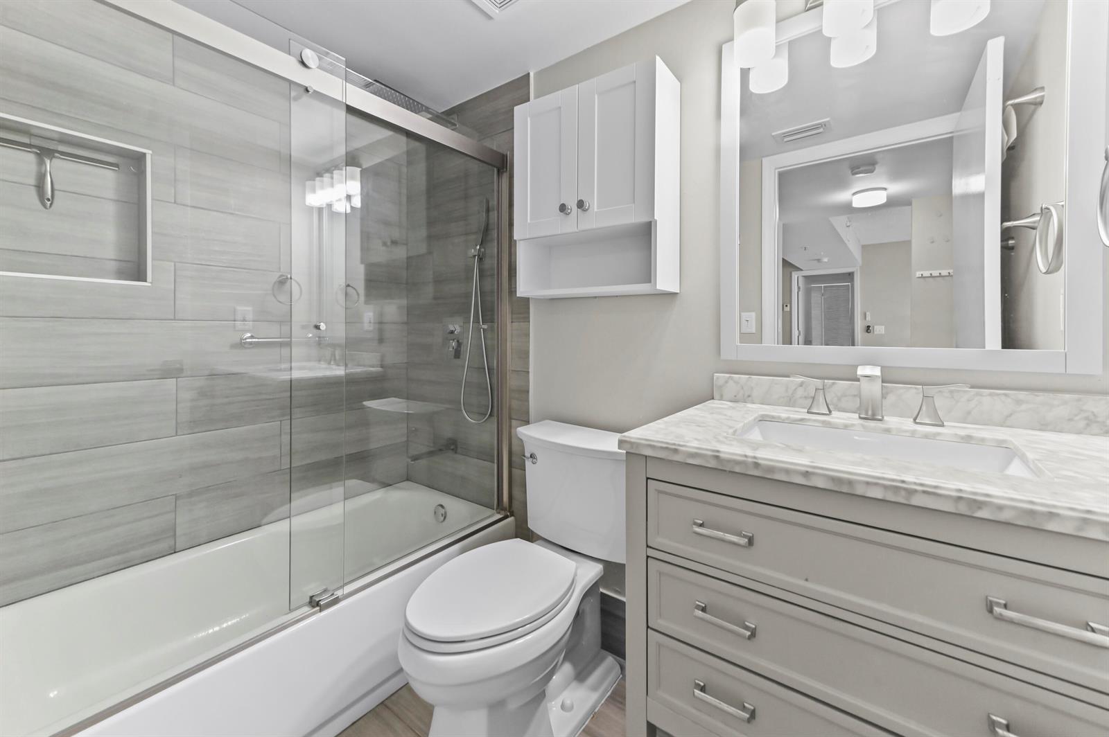 Photo of 2711 Ocean Club  #207, Hollywood, Florida, 33019 - 14 Bathroom 01