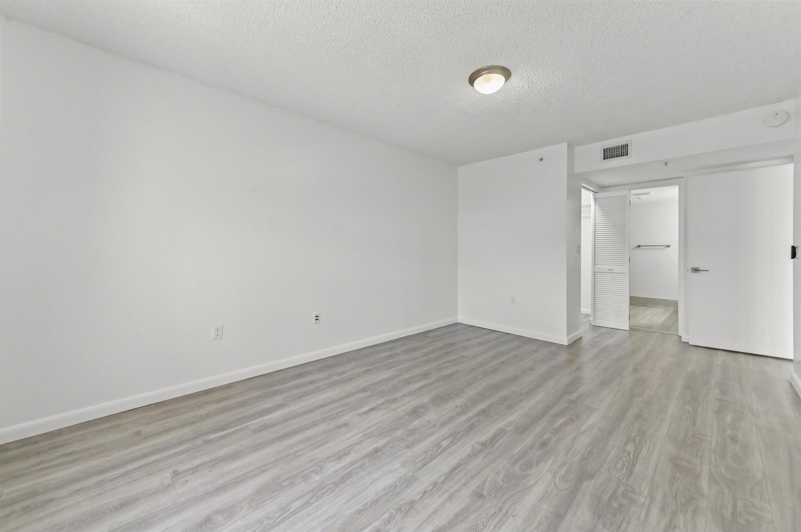 Photo of 2711 Ocean Club  #207, Hollywood, Florida, 33019 - 20 Bedroom 04
