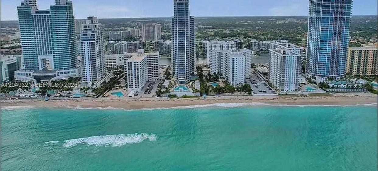 Photo of 3101 Ocean Dr  #1406, Hollywood, Florida, 33019 - 