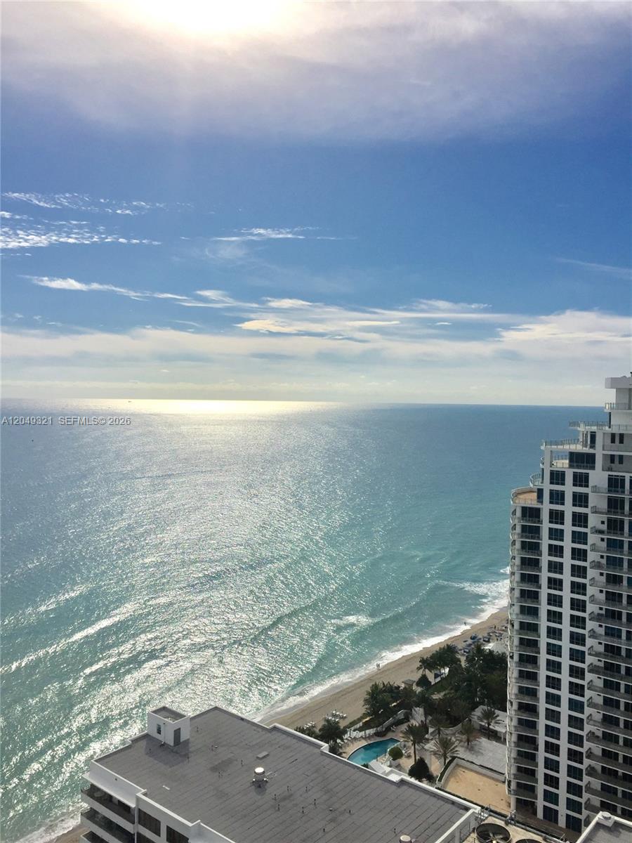Photo of 3101 Ocean Dr  #1406, Hollywood, Florida, 33019 - 