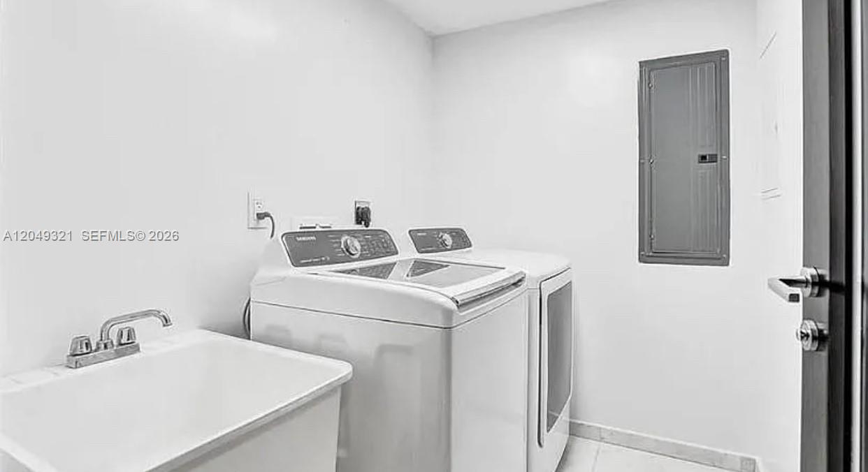 Photo of 3101 Ocean Dr  #1406, Hollywood, Florida, 33019 - 