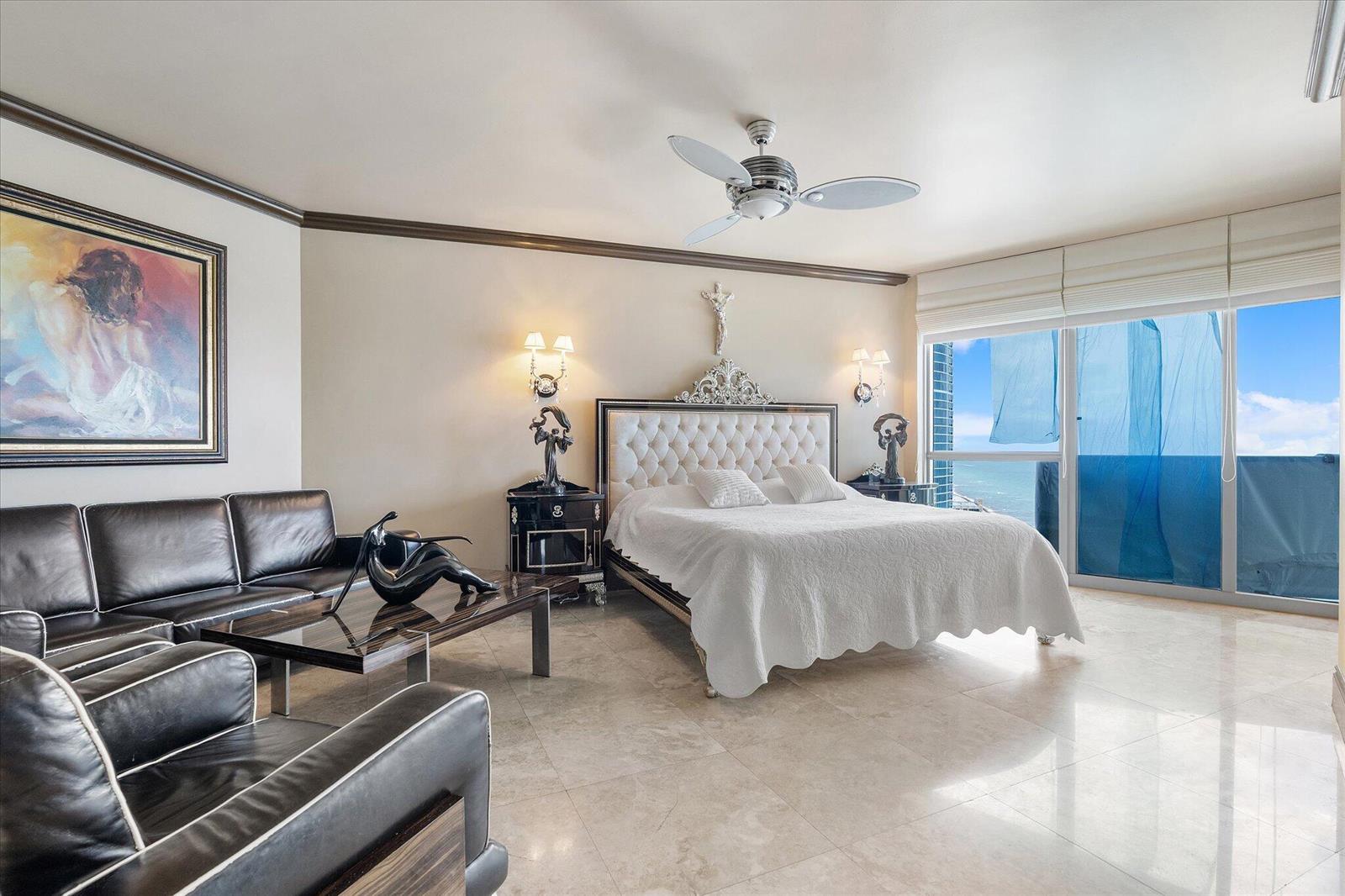Photo of 3101 Ocean  #2707, Hollywood, Florida, 33019 - 28-3101 S Ocean Dr apt 2707_028