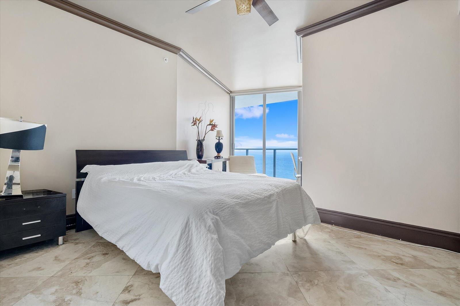 Photo of 3101 Ocean  #2707, Hollywood, Florida, 33019 - 35-3101 S Ocean Dr apt 2707 missing room