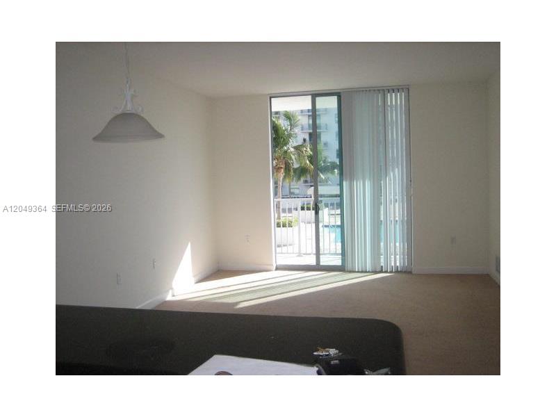 Photo of 140 DIXIE HY  #502, Hollywood, Florida, 33020 - Living Room