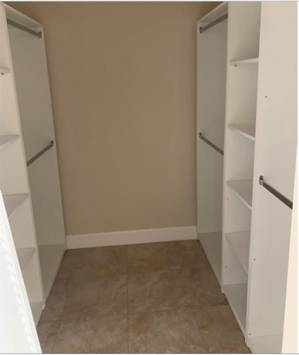   / 0 3400 sq. ft. $ 2026-07-12 0 Photo