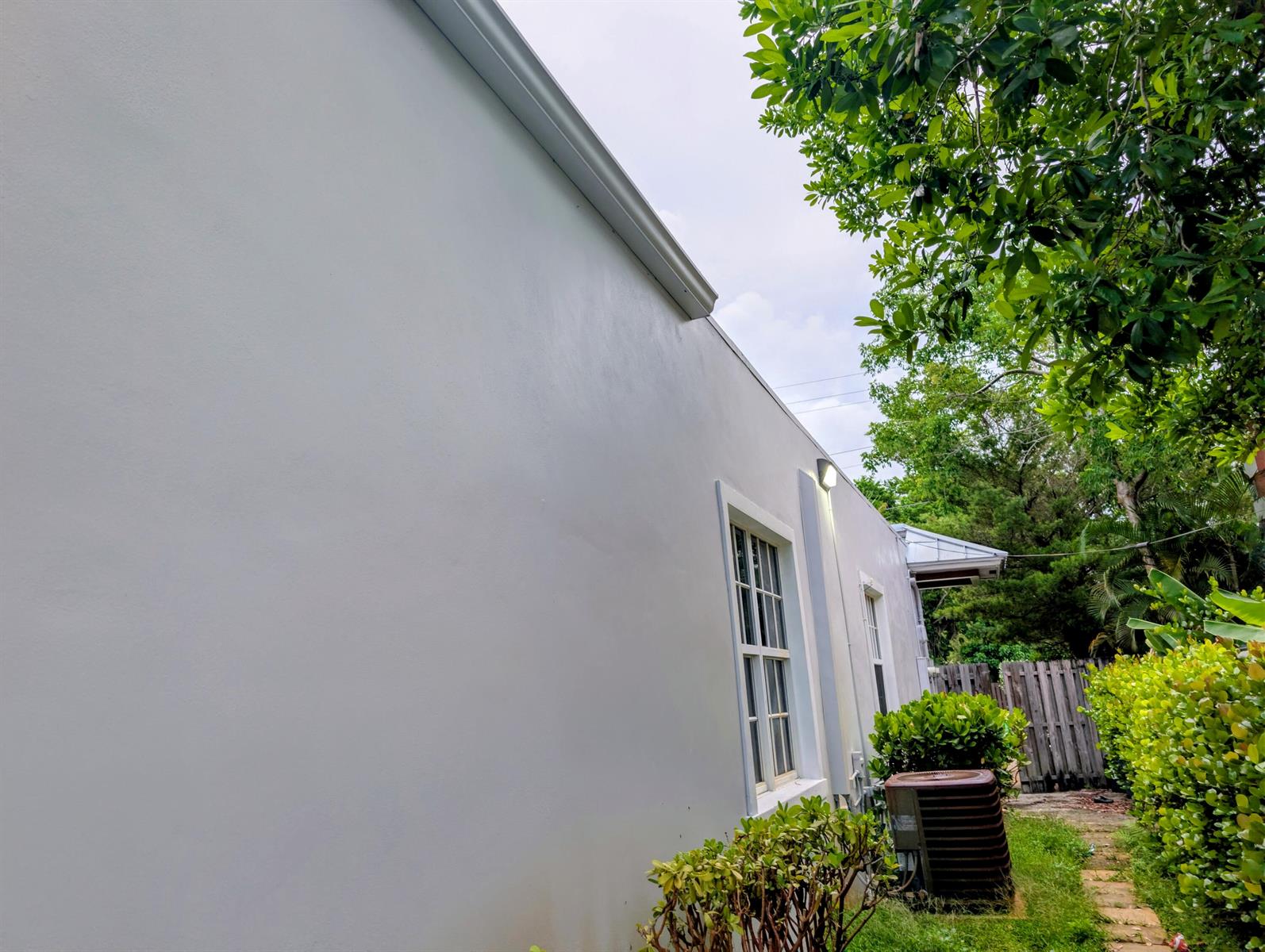   / 0 3400 sq. ft. $ 2026-07-08 0 Photo