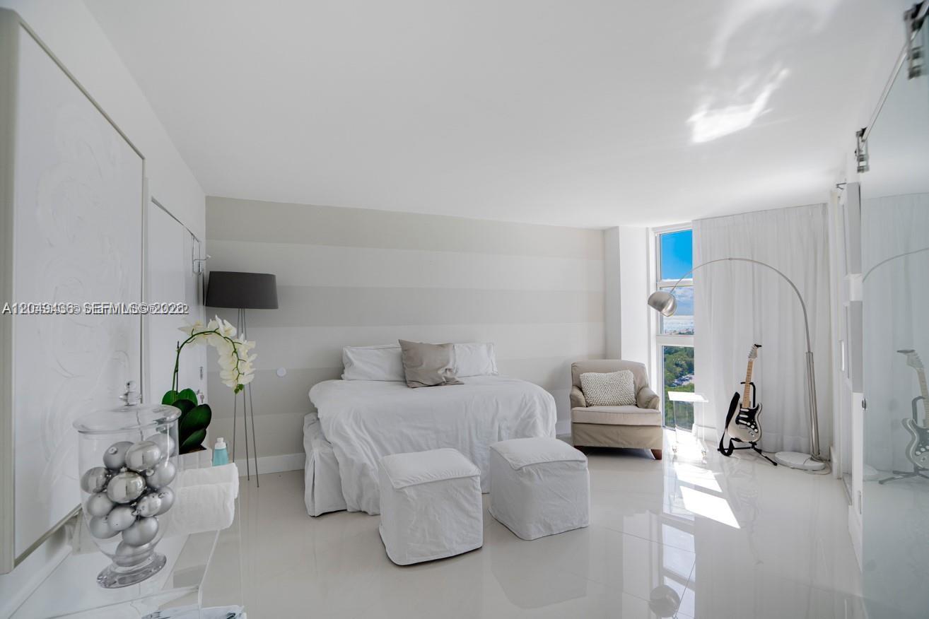 See details 1622 2 / 2 1357 sq. ft. $ 2026-07-07 0 Photo