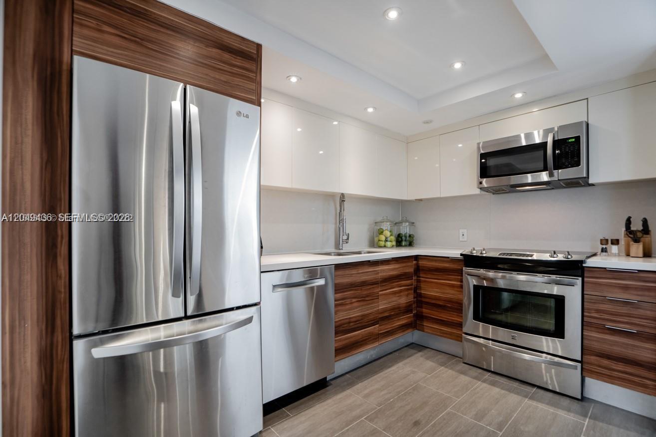 See details 1622 2 / 2 1357 sq. ft. $ 2026-07-07 0 Photo
