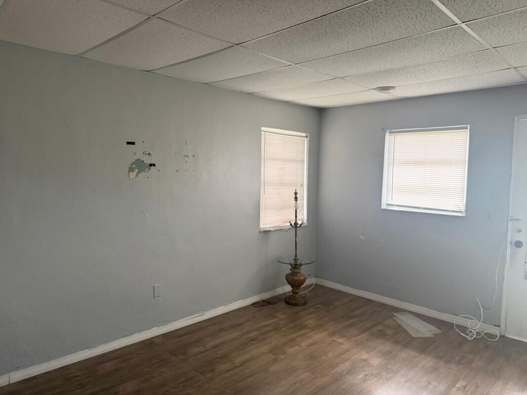 See details / 0 1190 sq. ft. $ 2026-07-08 0 Photo