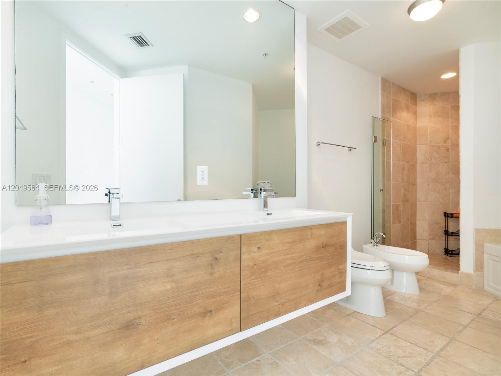 4709A 2 / 2 1324 sq. ft. $ 2026-07-07 0 Photo