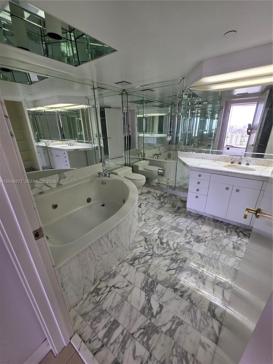 Photo of 19355 Turnberry Way  #25C, Aventura, Florida, 33180 - 