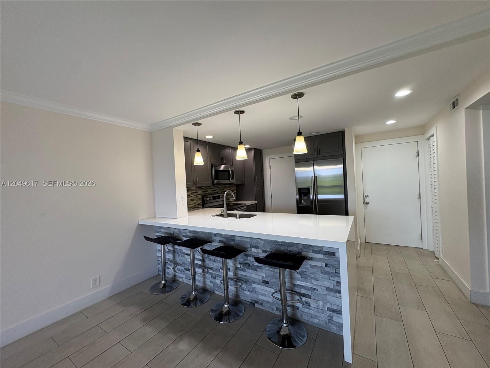 Photo of 900 12th Ave #703, Hallandale Beach, Florida, 33009 -