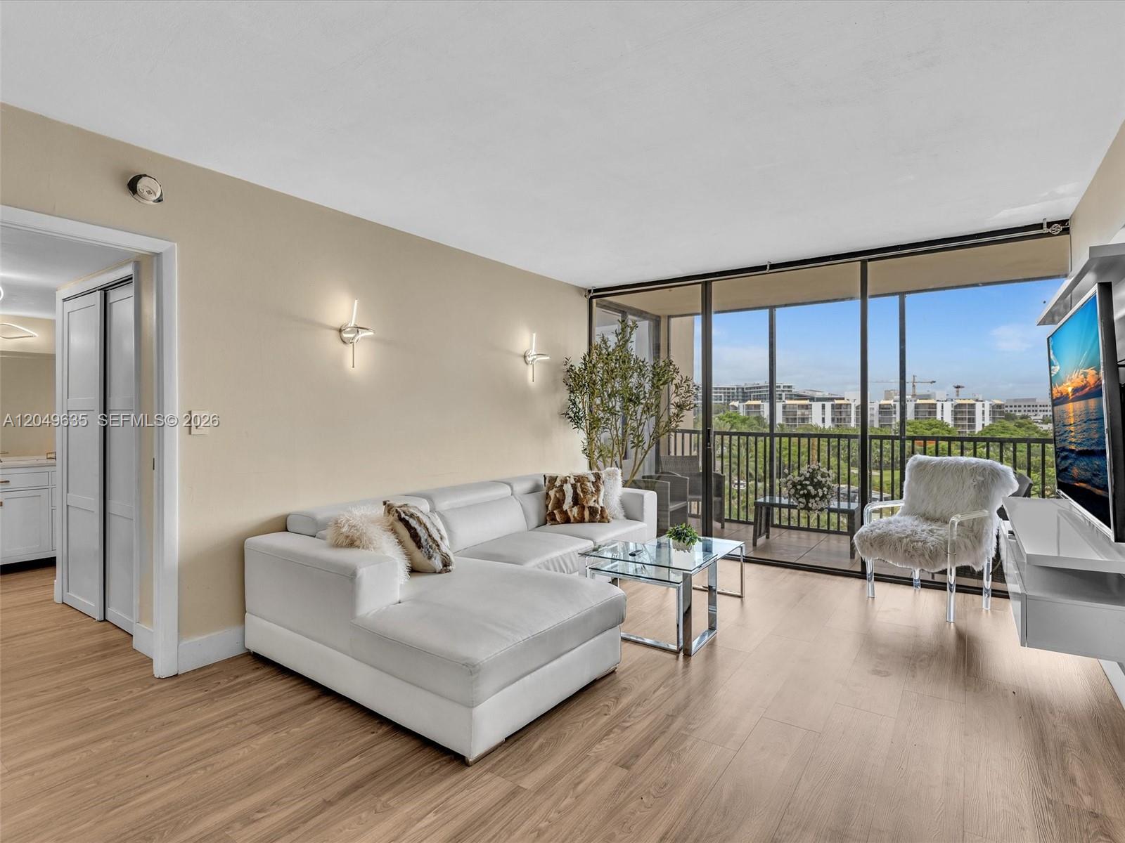 Photo of 20301 Country Club Dr #622, Aventura, Florida, 33180 -
