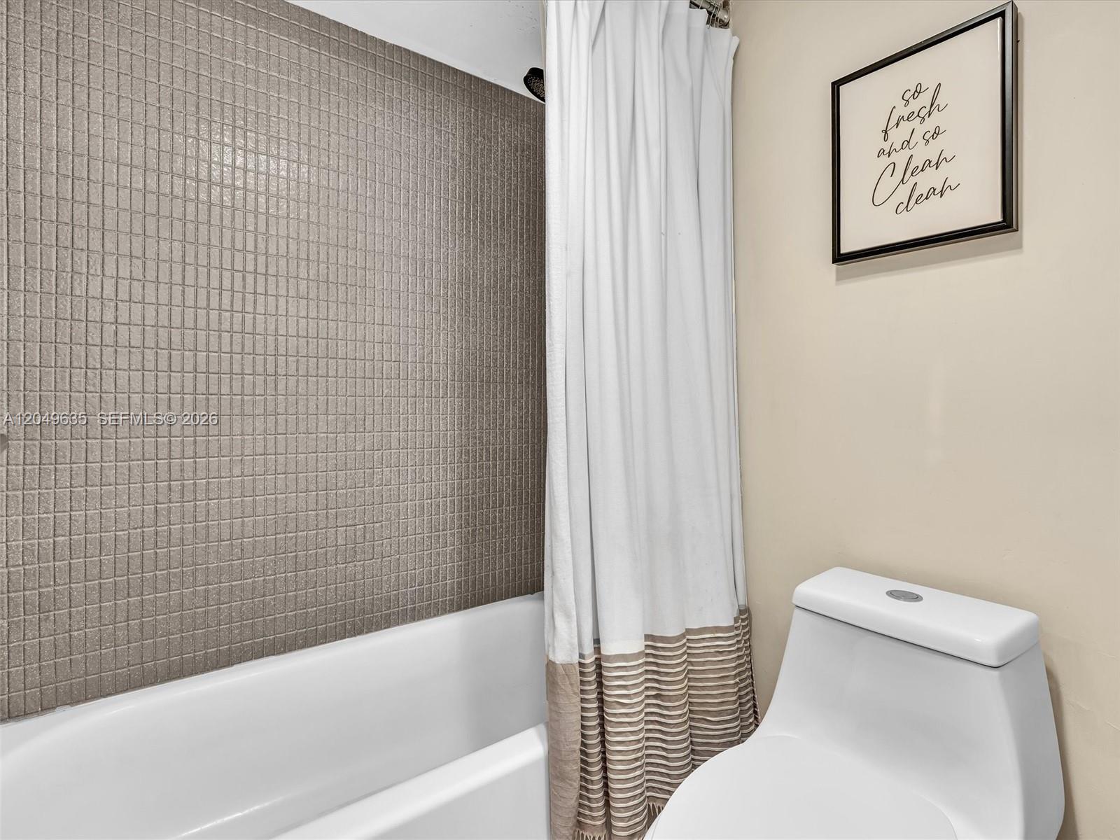 Photo of 20301 Country Club Dr #622, Aventura, Florida, 33180 -