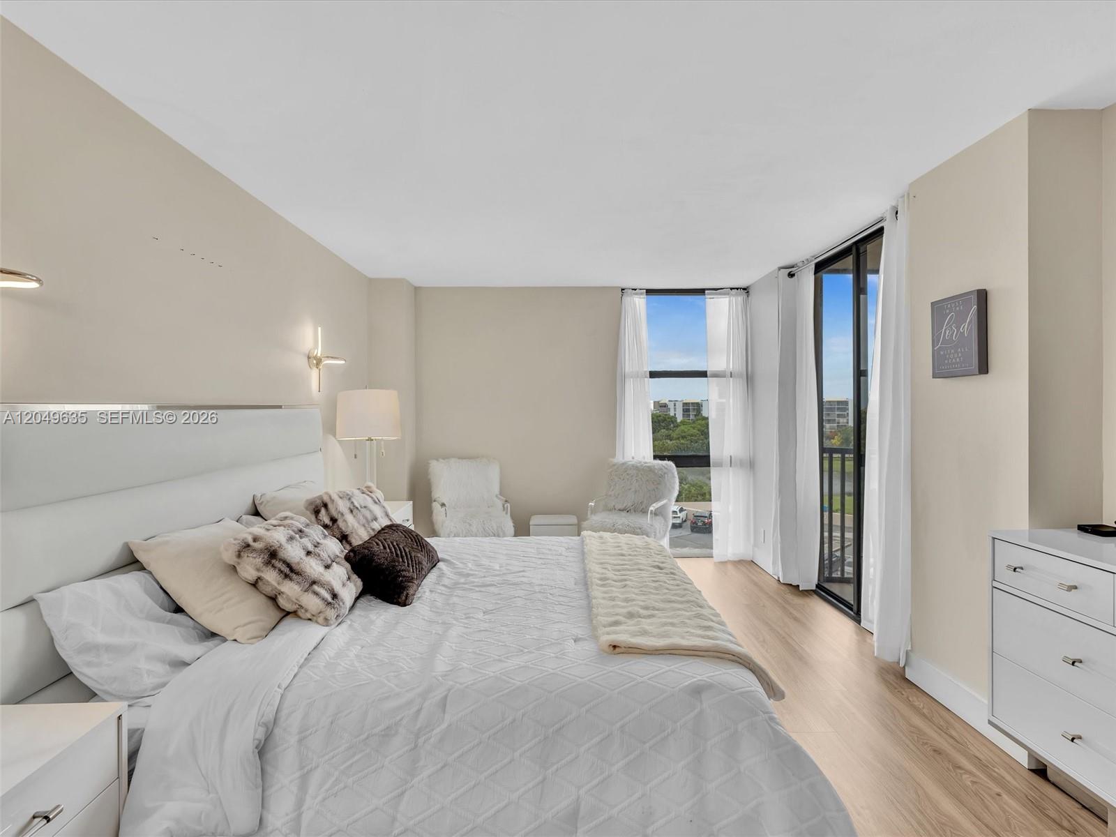 Photo of 20301 Country Club Dr #622, Aventura, Florida, 33180 - Master Bedroom