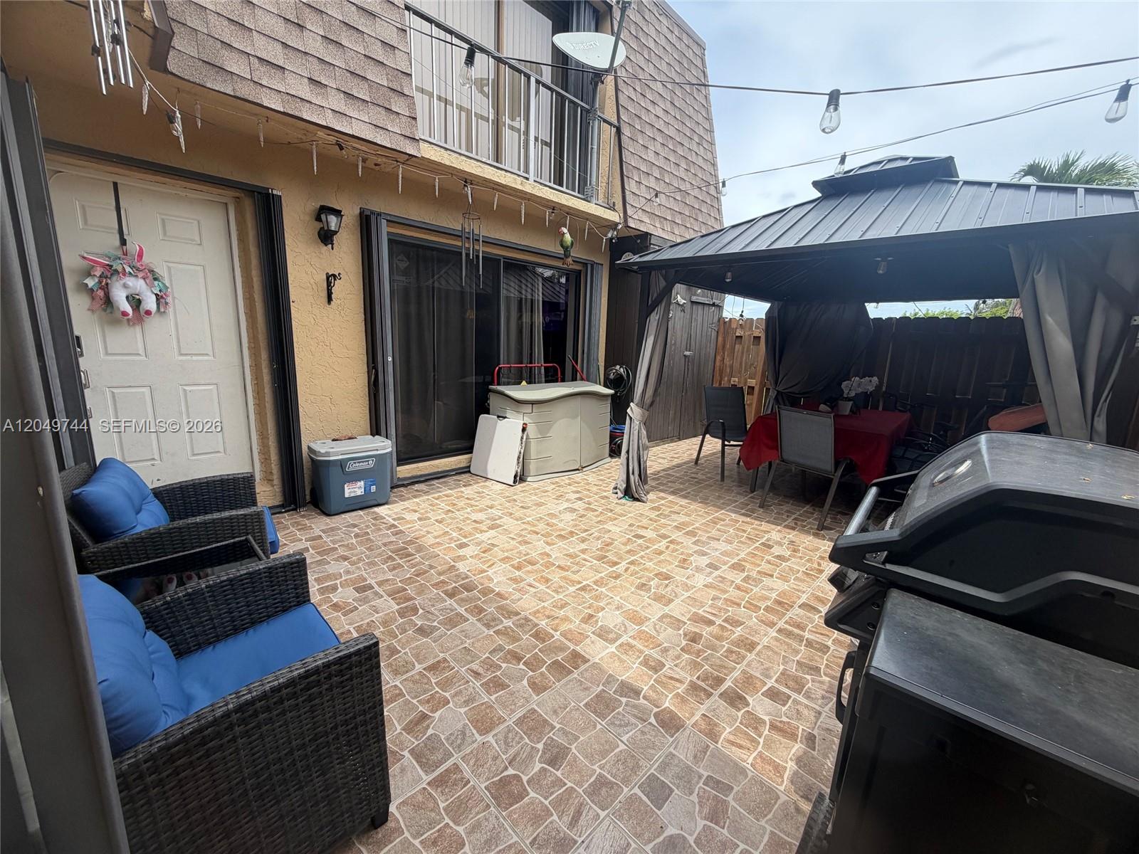 Ver detalles 4804 2 / 3 1262 sq. ft. $ 2026-07-07 0 foto