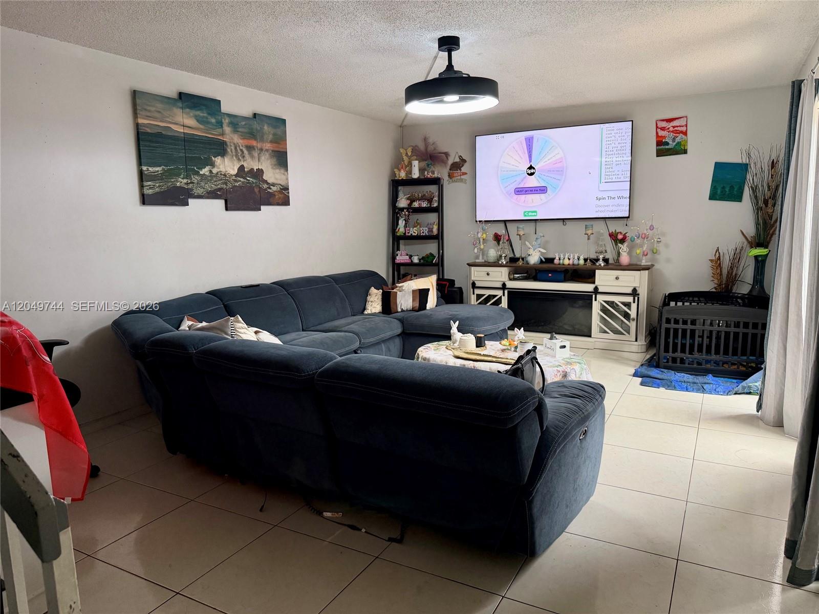 Ver detalles 4804 2 / 3 1262 sq. ft. $ 2026-07-07 0 foto